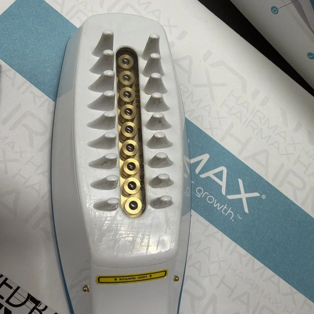 Authentic HairMax Laser Comb Ultimate 9- Hair Treatment-Excellent SEE PICTURES